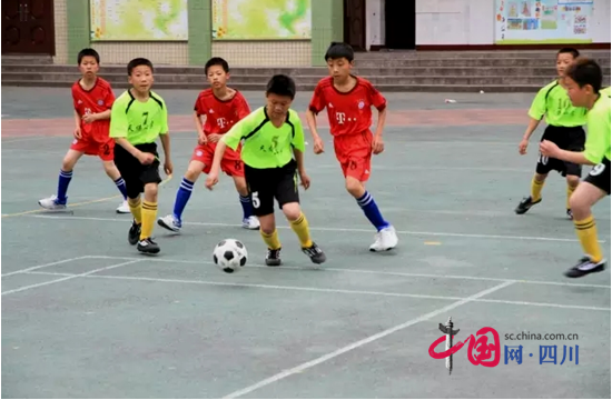  大英縣“文軒杯”第19屆中小學(xué)生田徑運動會圓滿落幕